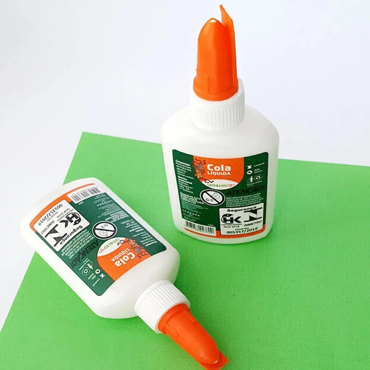 Cola Branca Escolar Liquida 90Gr Leo E Leo